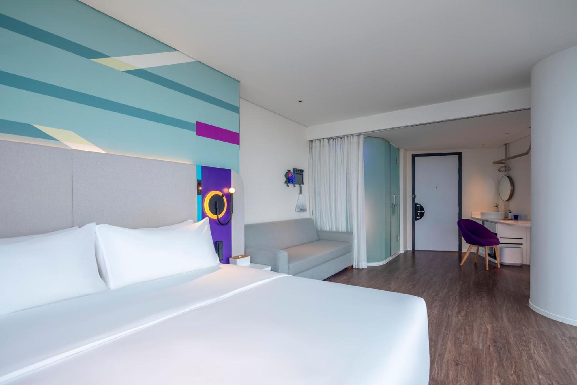 Tru By Hilton Hanoi Station Exterior photo