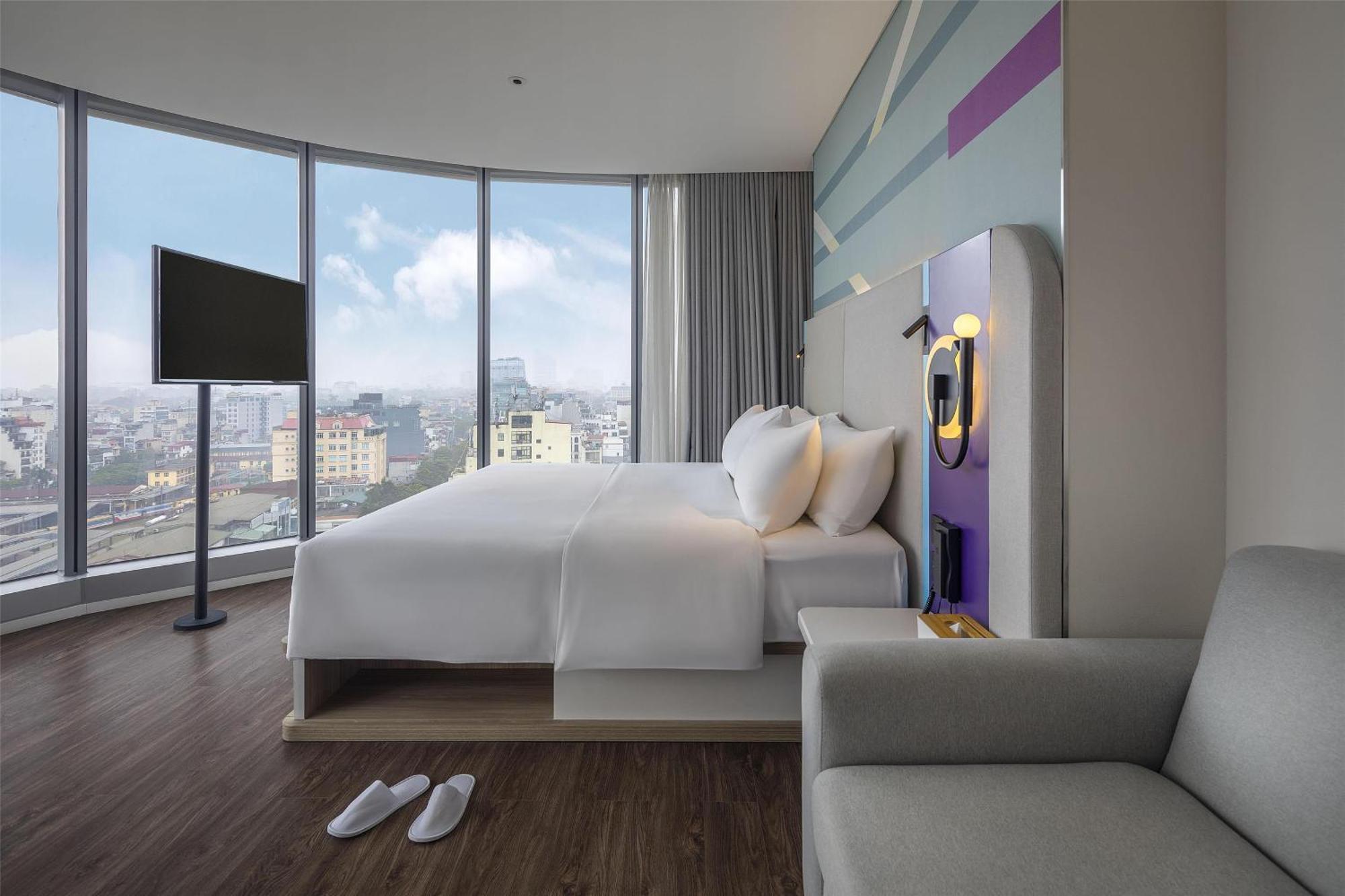 Tru By Hilton Hanoi Station Exterior photo